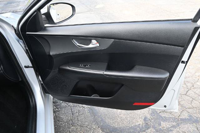 Used 2019 Kia Forte LXS FWD image 21