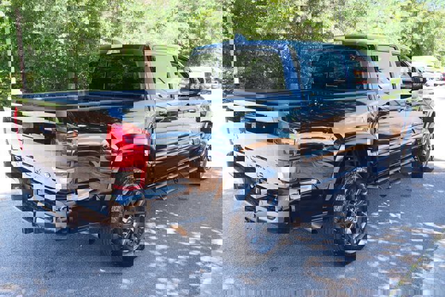 Used 2023 Toyota Tacoma SR5 AWD/4WD image 4