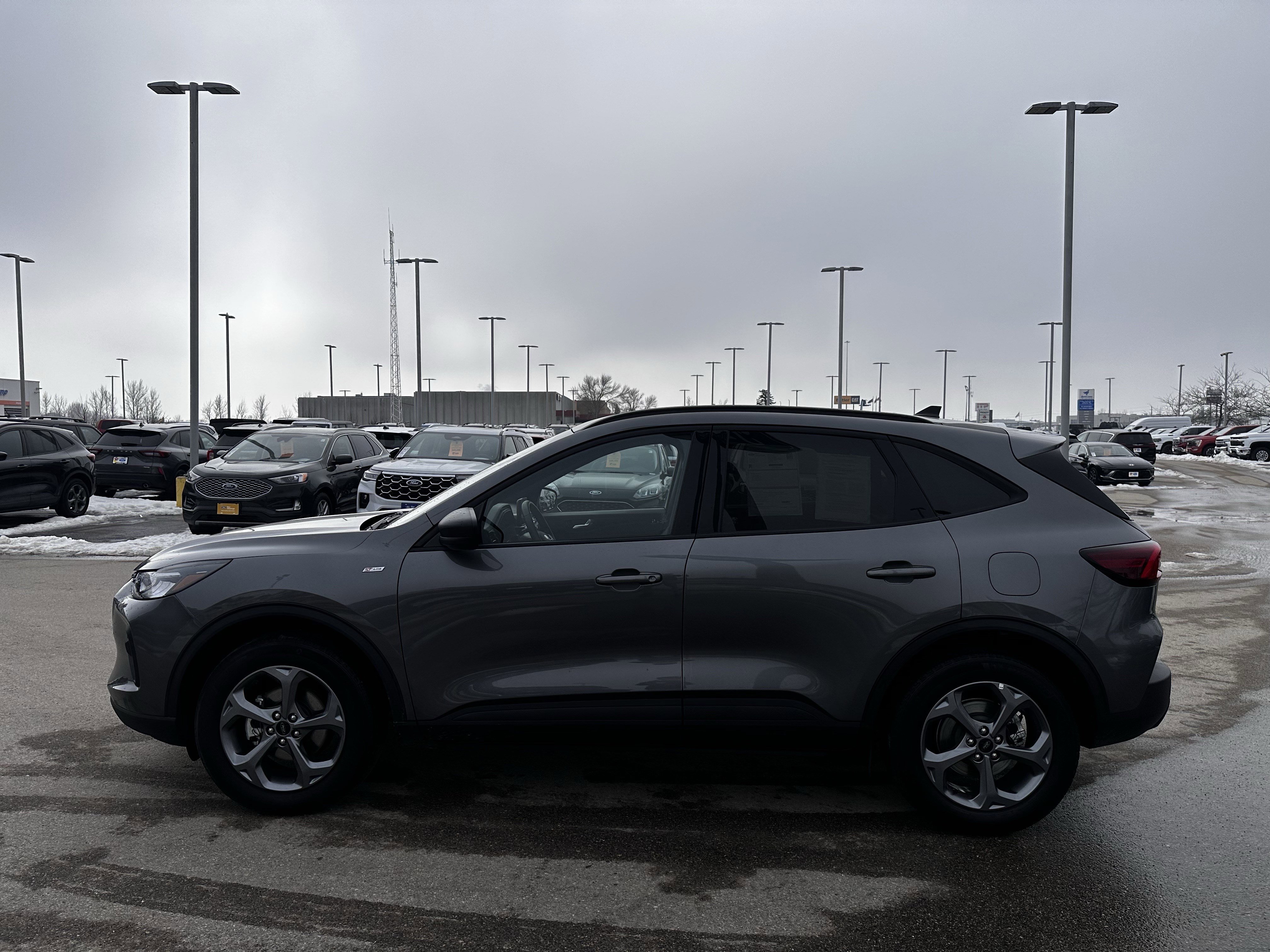 Certified 2025 Ford Escape ST-Line image 4