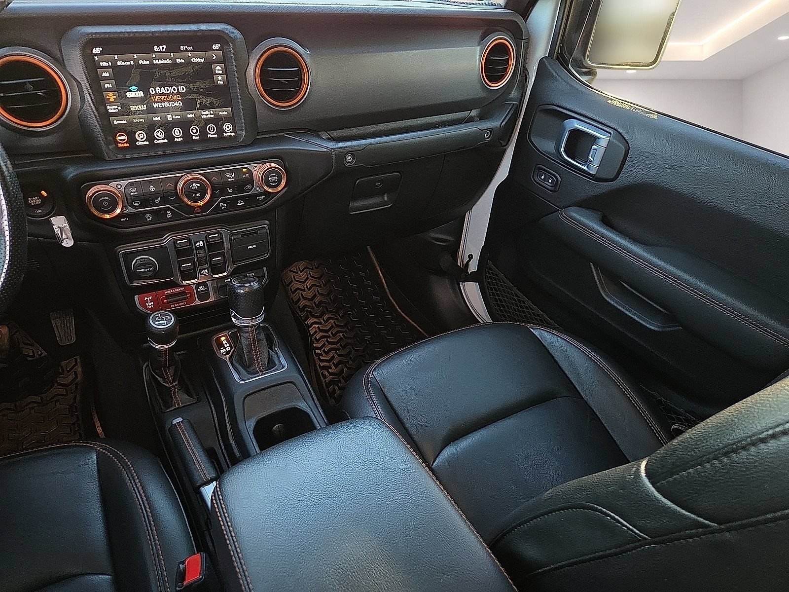 Used 2021 Jeep Gladiator Mojave AWD/4WD image 12