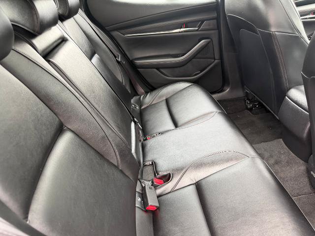 Used 2022 MAZDA MAZDA3 s FWD image 12