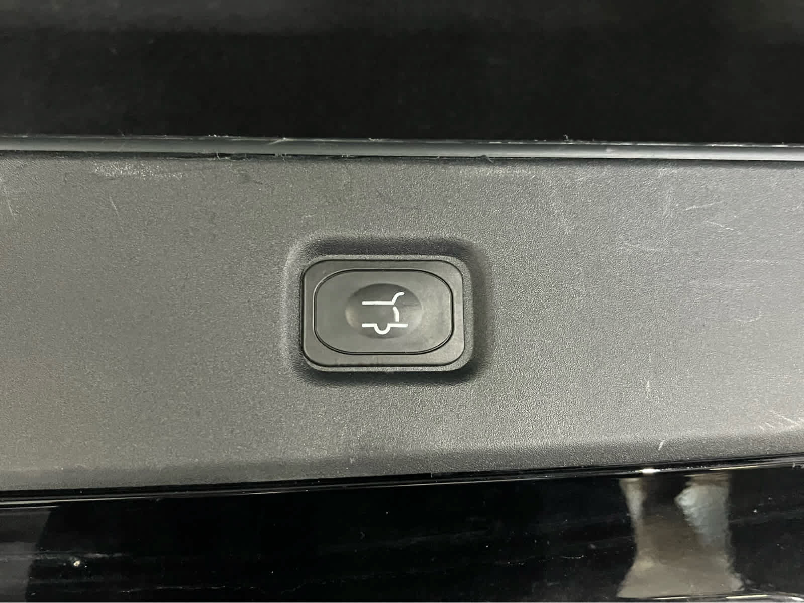 Certified 2025 Ford Expedition Active AWD/4WD image 16