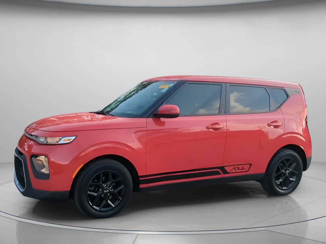 Used 2020 Kia Soul S FWD image 14