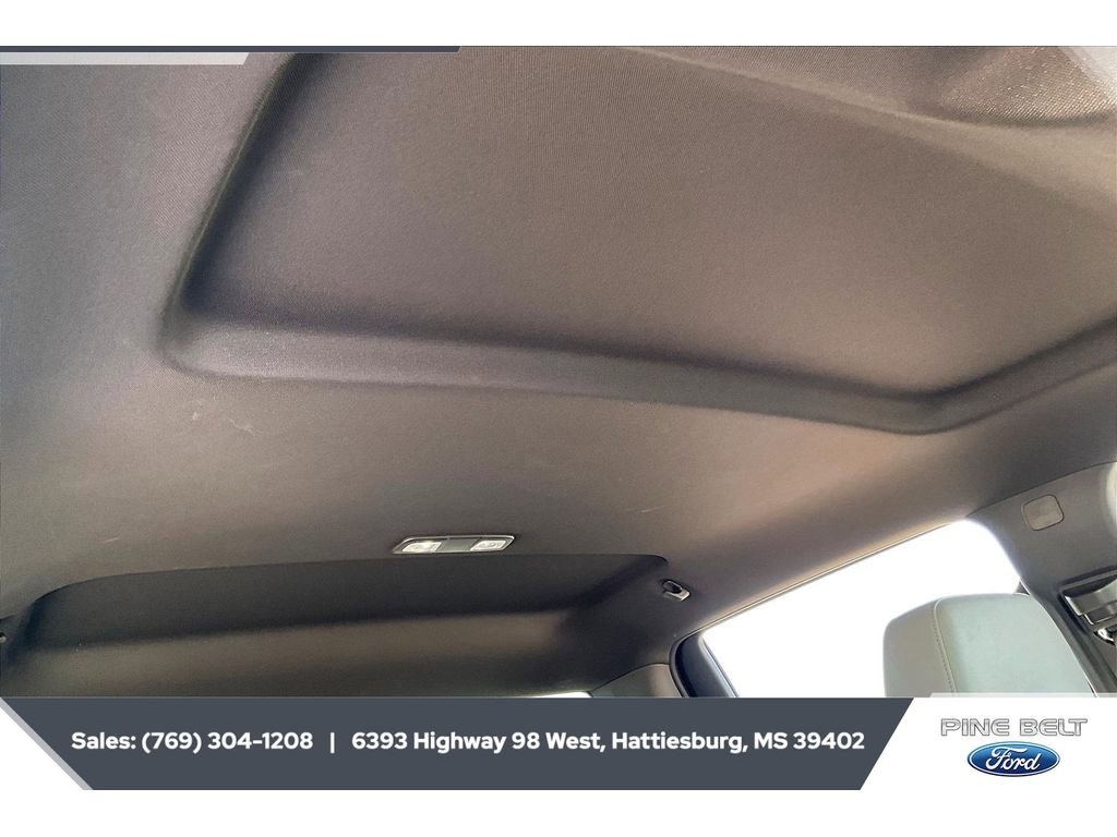 Used 2023 GMC Sierra 1500 SLT w/ SLT Premium Package image 17