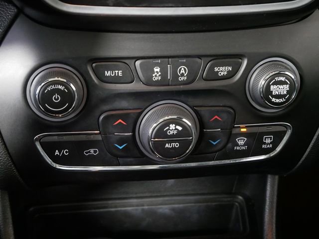 Used 2021 Jeep Cherokee Latitude Lux 80th Anniv w/ Quick Order Package 26U 80TH image 23