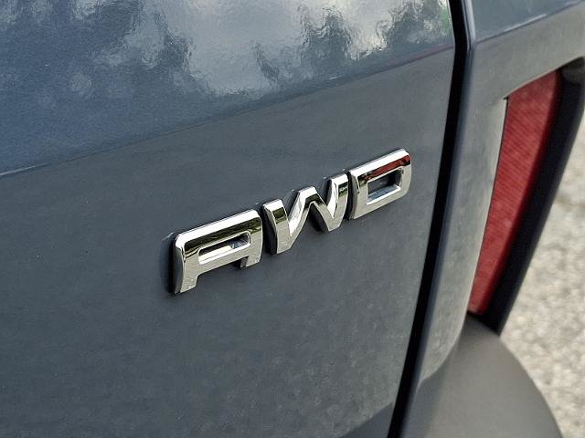 Certified 2025 Ford Escape ST-Line Select AWD/4WD image 32
