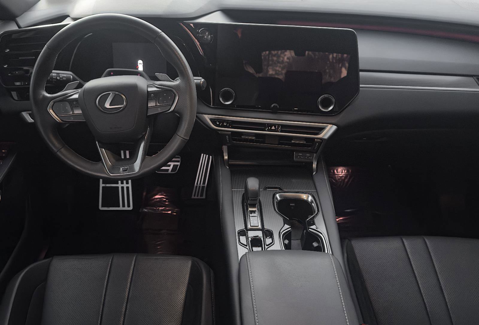 Used 2024 Lexus RX 500h F Sport image 13