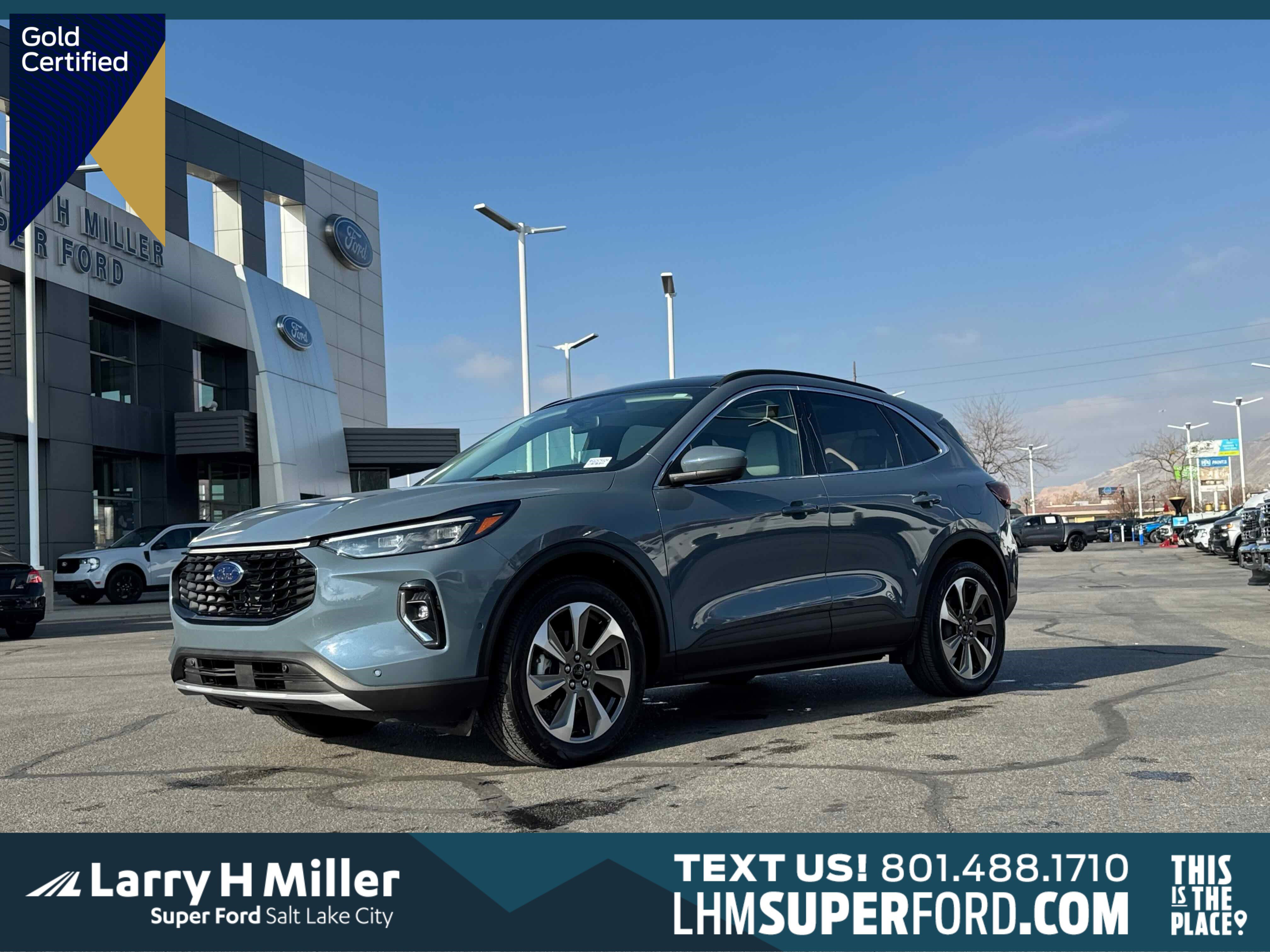 Certified 2023 Ford Escape Platinum w/ Premium Technology Package image 1