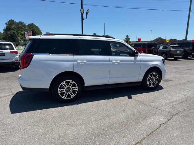 Certified 2025 Ford Expedition Active AWD/4WD image 13