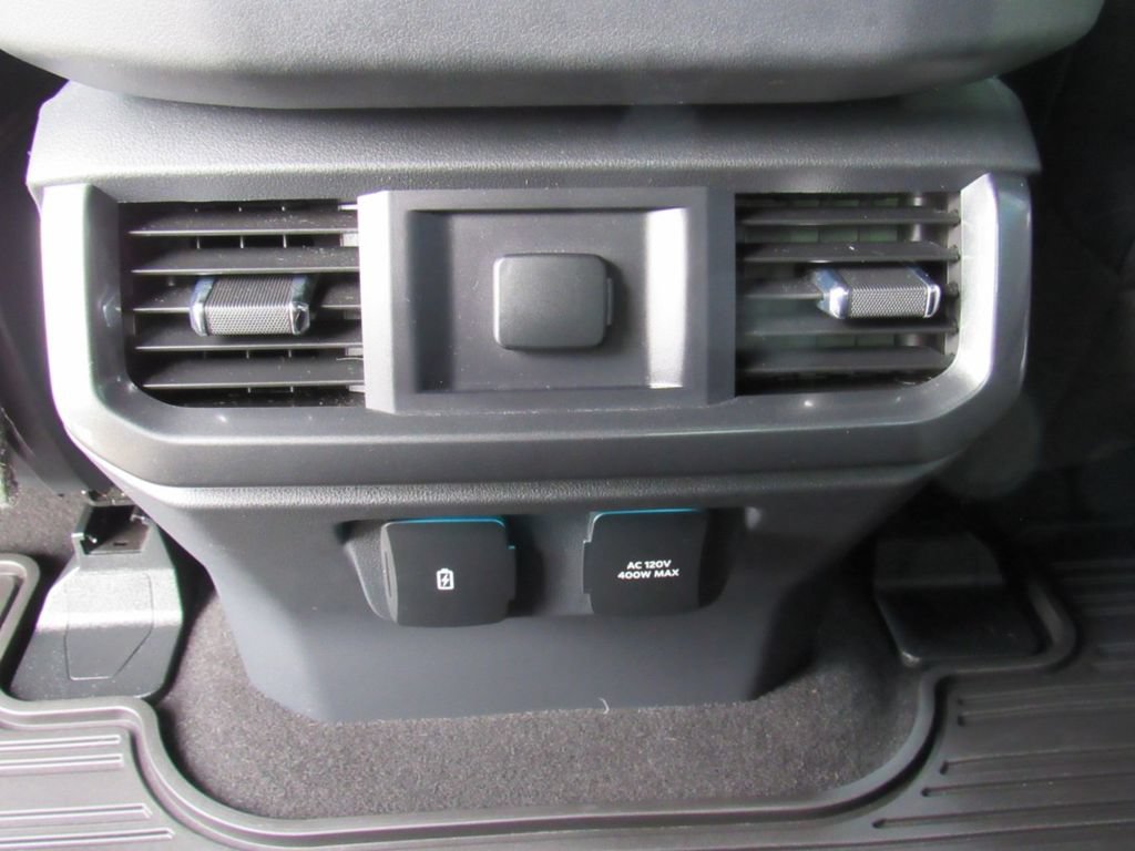 Certified 2023 Ford F150 Lariat AWD/4WD image 19