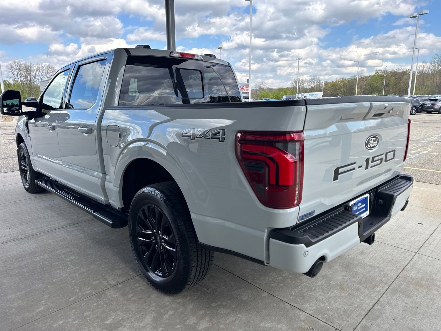 Certified 2024 Ford F150 Lariat w/ Equipment Group 502A High AWD/4WD image 5