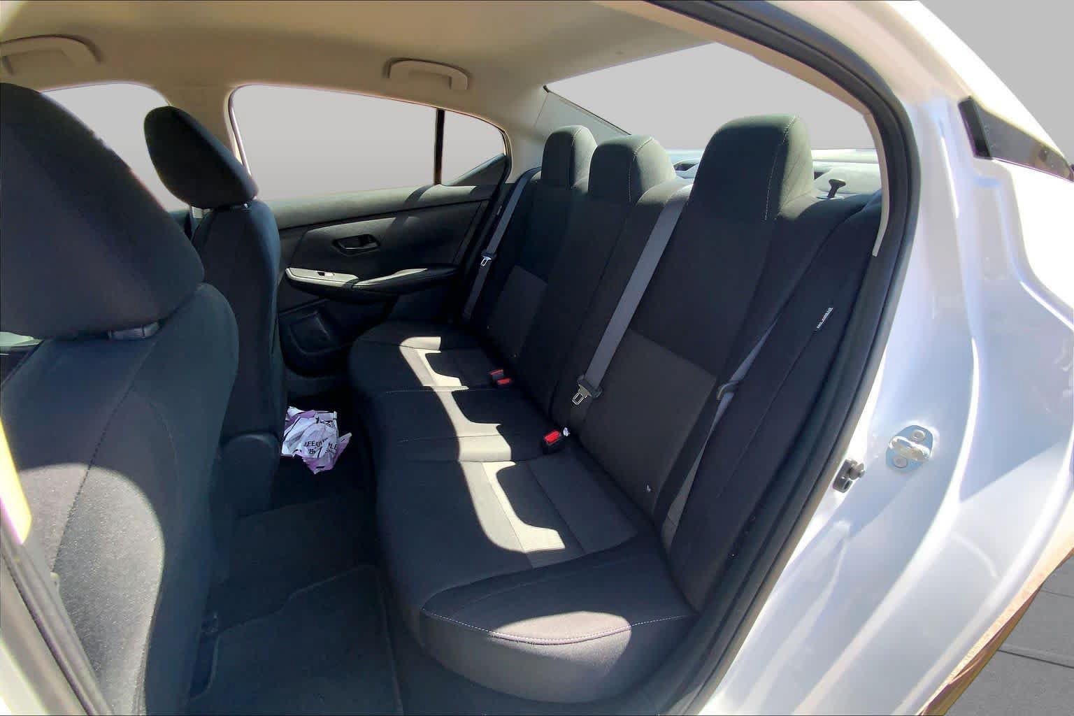 Used 2024 Nissan Sentra SV FWD image 21