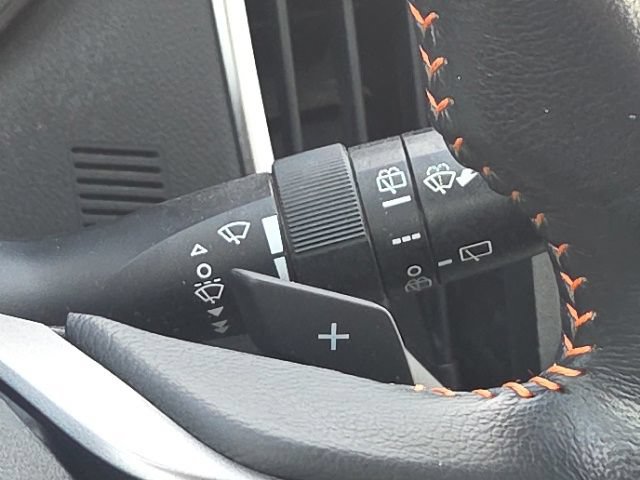 Used 2018 Subaru Crosstrek 2.0i Premium w/ Eyesight System AWD/4WD image 34