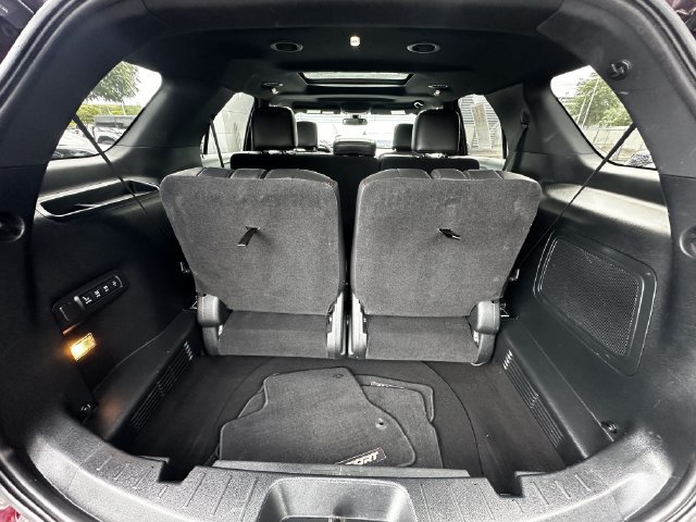 Certified 2018 Ford Explorer Sport w/ Ford Safe & Smart Package AWD/4WD image 43