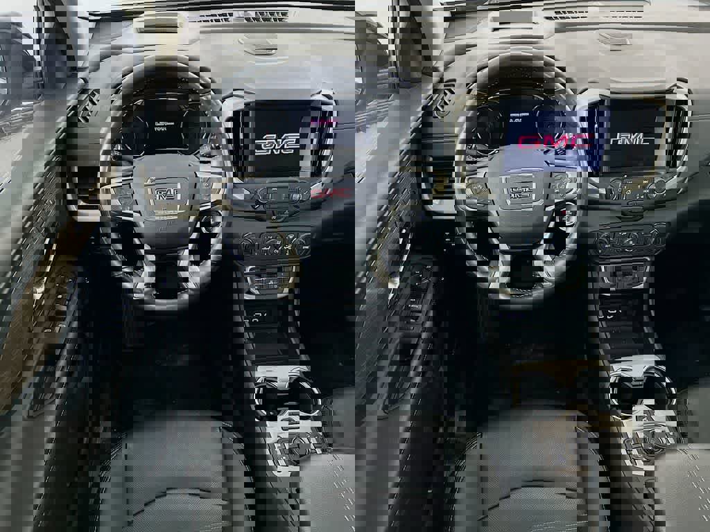 Used 2022 GMC Terrain Denali w/ Denali Premium Package image 13