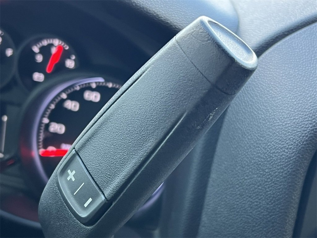 Used 2019 GMC Sierra 1500 2WD Crew Cab w/ 1SA Driver Alert Package I image 21