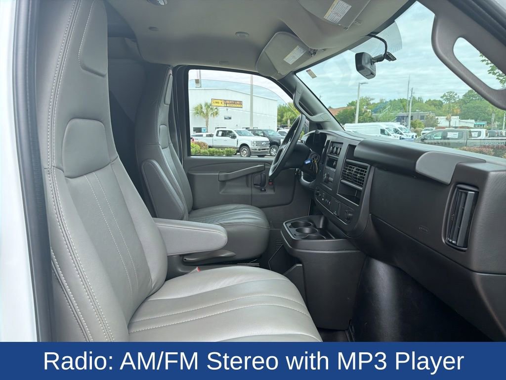 Used 2026 Chevrolet Express 2500 Extended w/ Driver Convenience Package image 16