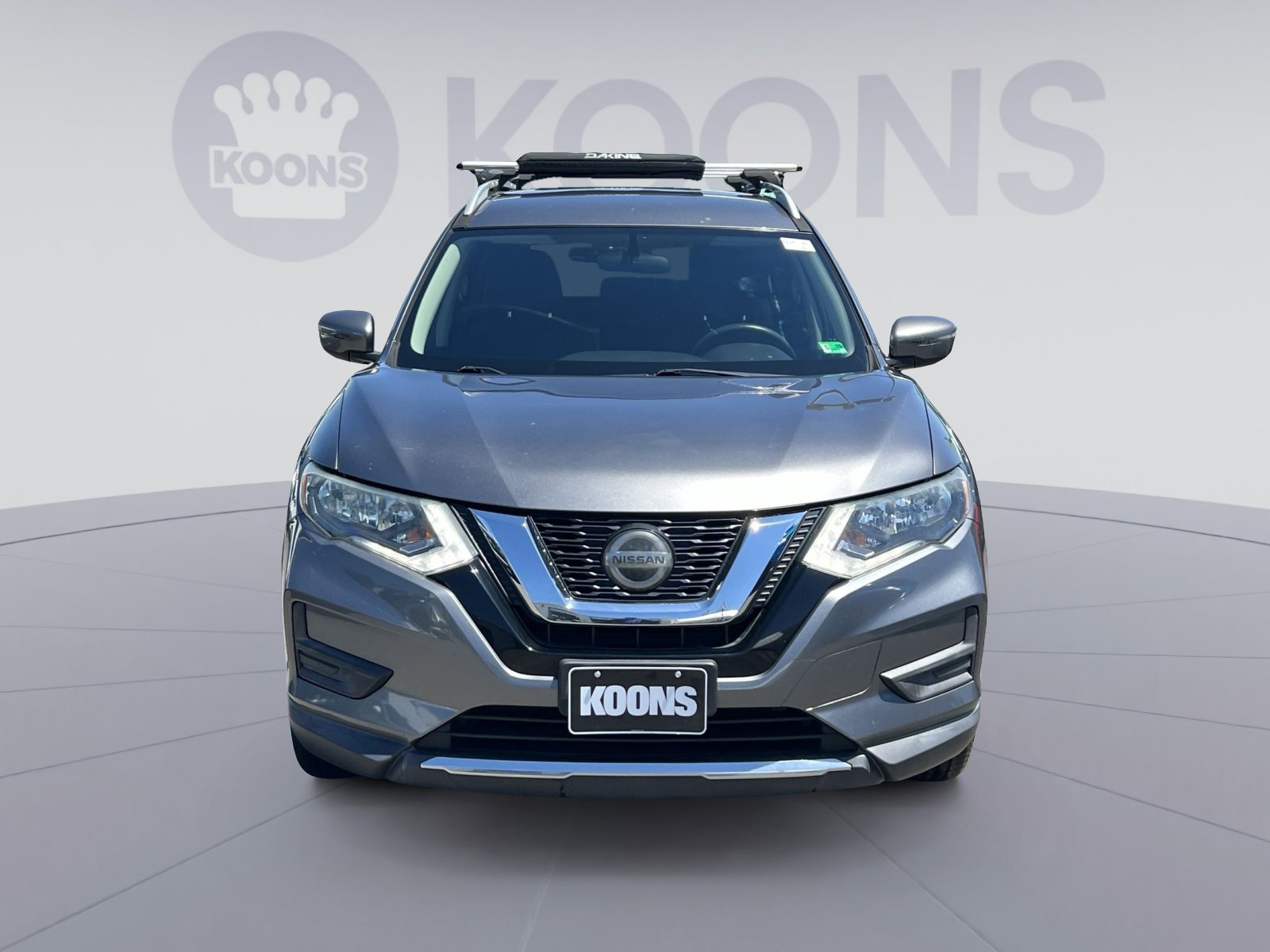 Used 2018 Nissan Rogue SV w/ Premium Package FWD image 19
