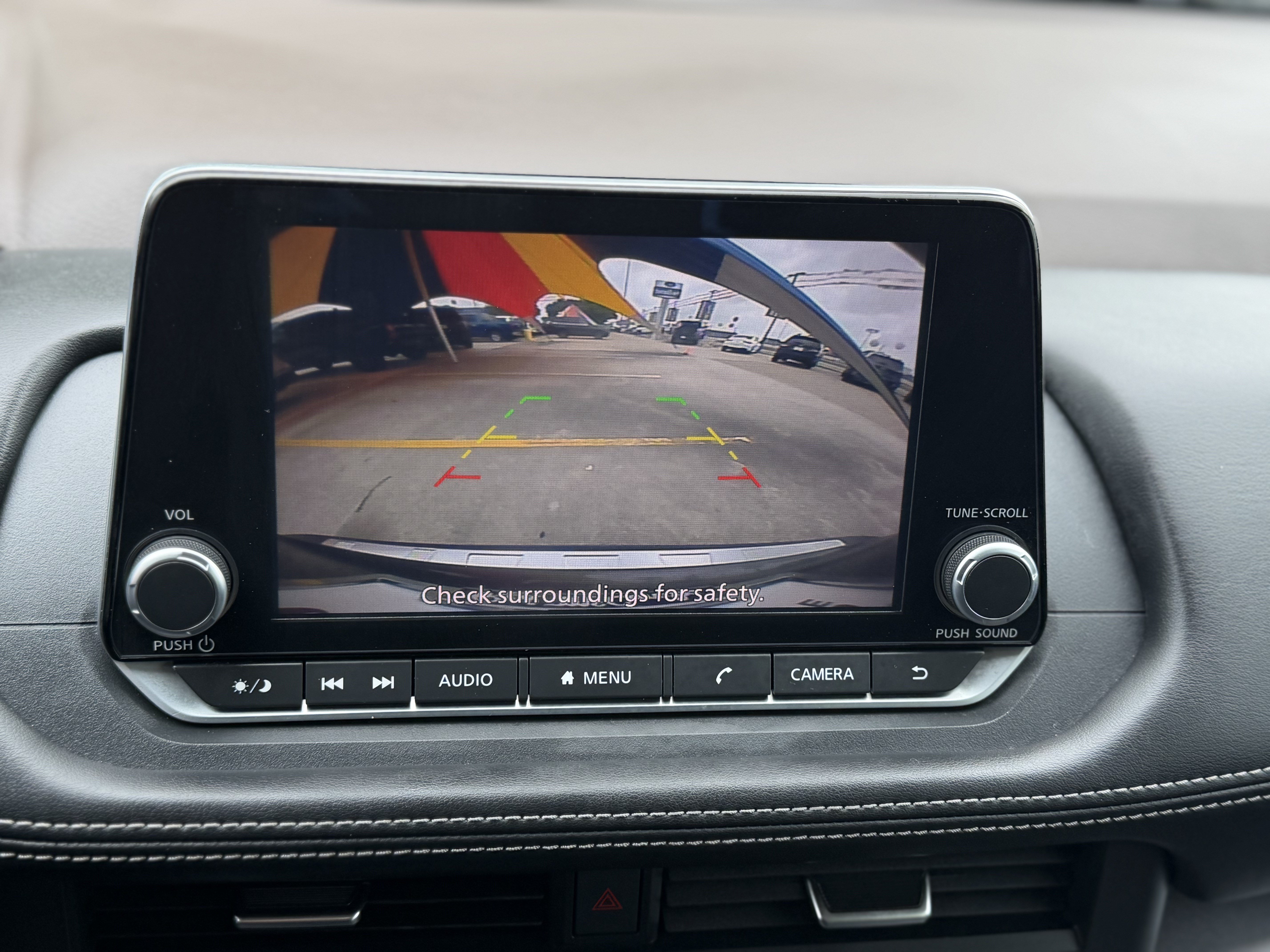 Used 2023 Nissan Rogue SV FWD image 23