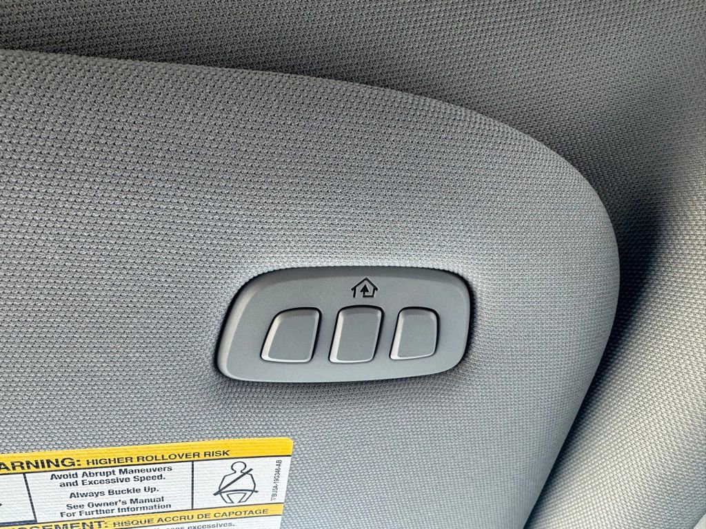 Certified 2023 Ford F150 Lariat w/ Equipment Group 502A High image 25