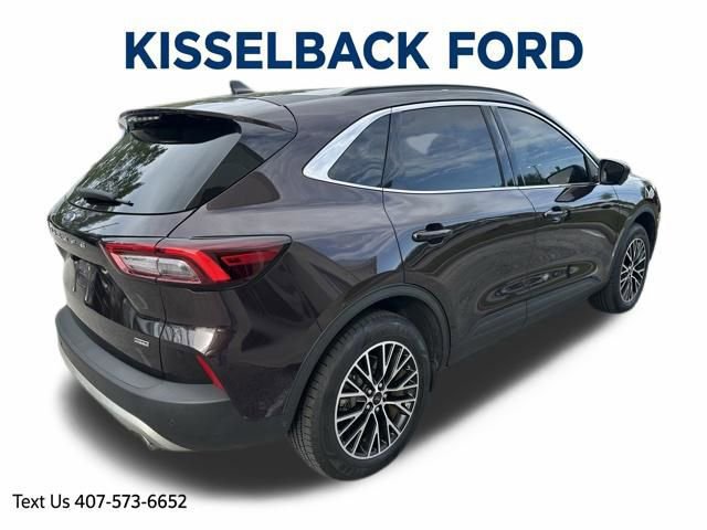Certified 2023 Ford Escape SE w/ PHEV Premium Package FWD image 5