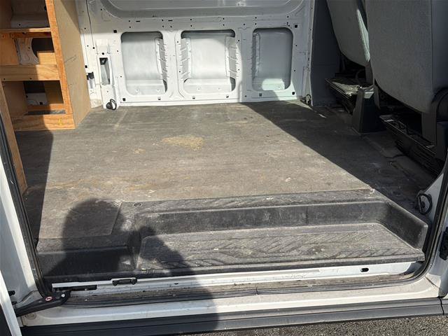 Certified 2019 Ford Transit 250 148 Medium Roof RWD image 19