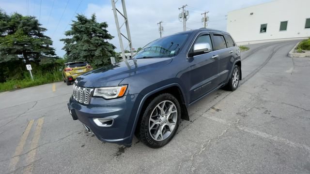 Used 2020 Jeep Grand Cherokee Overland AWD/4WD image 5
