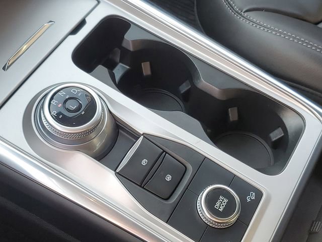 Certified 2023 Ford Explorer XLT w/ Equipment Group 202A AWD/4WD image 24