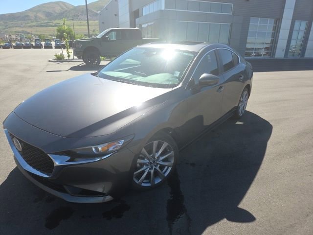 Used 2021 MAZDA MAZDA3 s FWD image 3