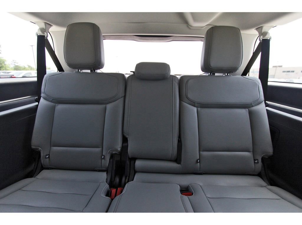 Certified 2025 Ford Expedition Max Active image 16