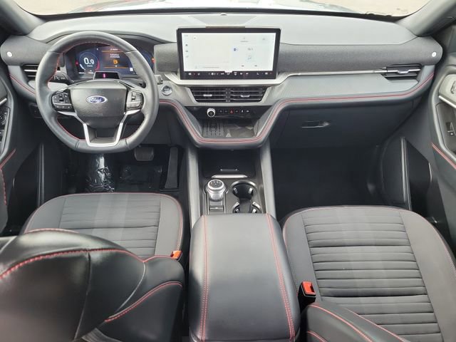 Certified 2025 Ford Explorer ST-Line w/ Premium Package AWD/4WD image 9