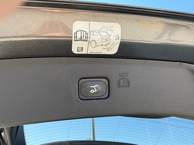 Certified 2020 Ford Edge SEL w/ Convenience Package image 14