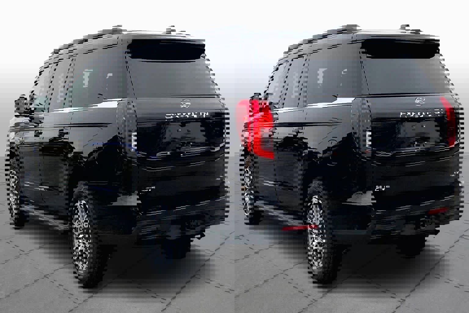 Certified 2025 Ford Expedition Max Active image 2