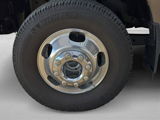 Certified 2022 Ford F350 Lariat w/ Lariat Ultimate Package AWD/4WD image 24
