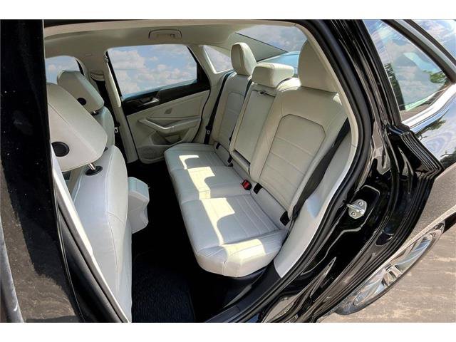 Used 2023 Volkswagen Jetta SE FWD image 23