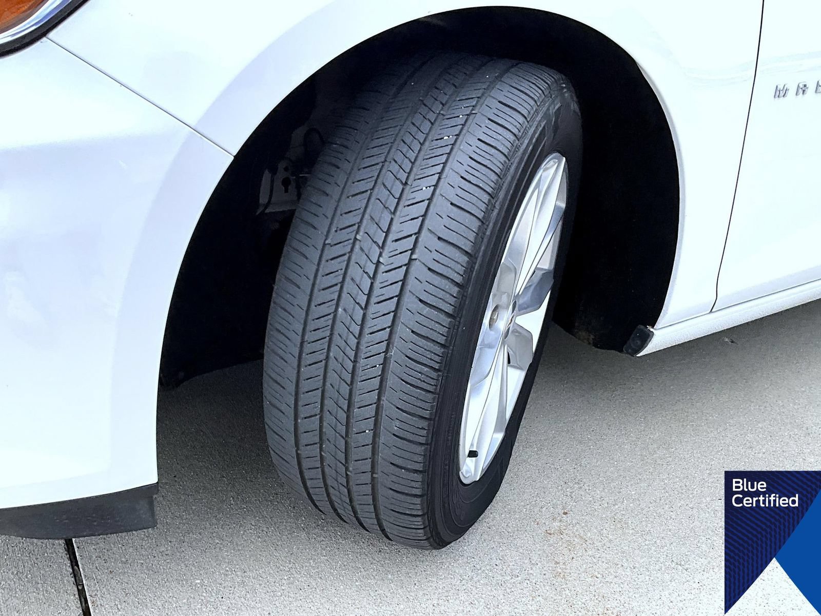 Used 2025 Chevrolet Malibu LT FWD image 25