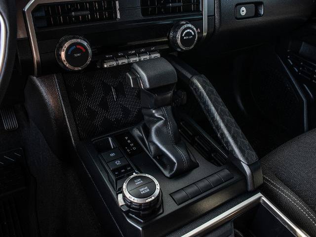 Used 2025 Toyota 4Runner SR5 AWD/4WD image 14