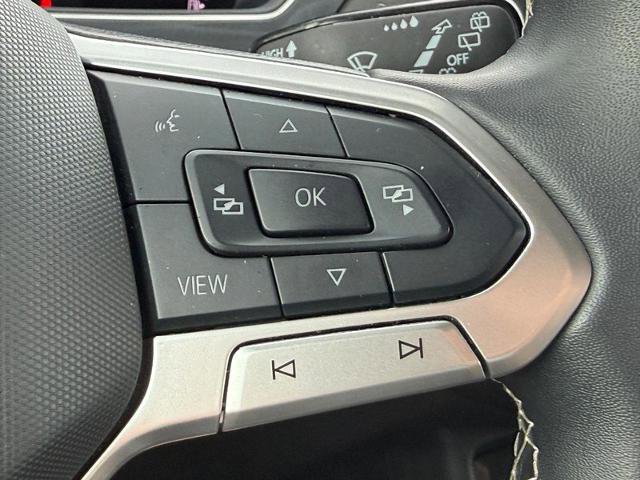 Used 2024 Volkswagen Tiguan SE FWD image 15