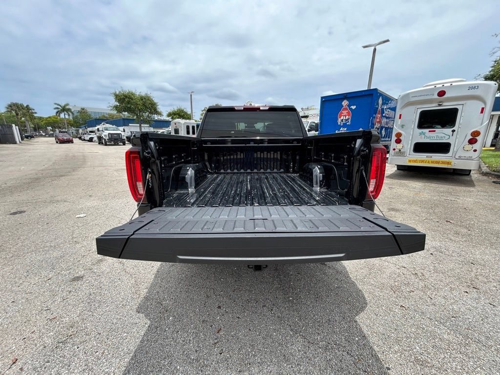 Used 2026 GMC Sierra 1500 SLT RWD image 33