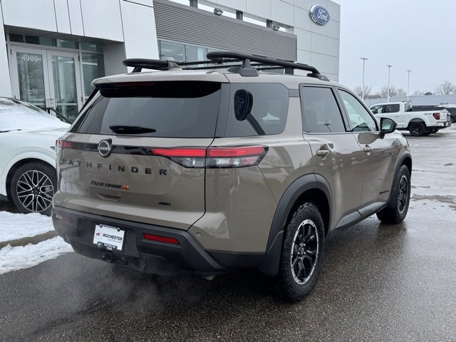 Used 2024 Nissan Pathfinder Rock Creek image 3