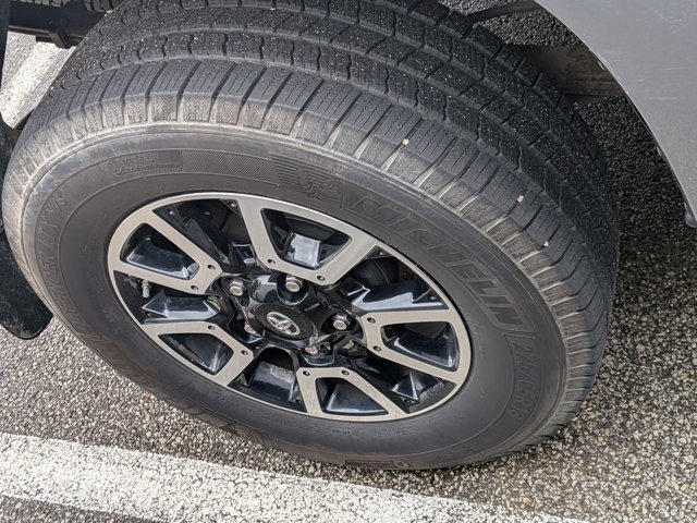Used 2020 Toyota Tundra SR5 w/ TRD Off-Road Package AWD/4WD image 8