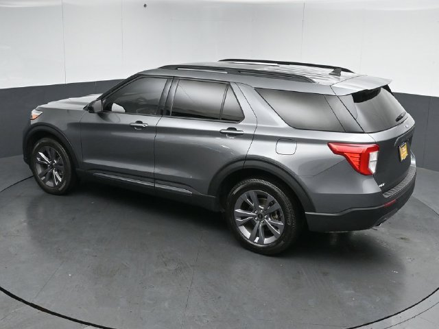 Certified 2023 Ford Explorer XLT w/ Equipment Group 202A AWD/4WD image 49