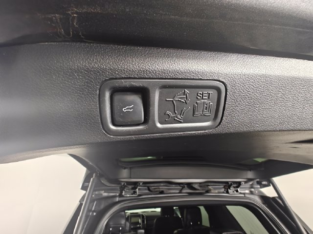 Certified 2020 Ford Expedition XLT w/ Equipment Group 202A AWD/4WD image 63