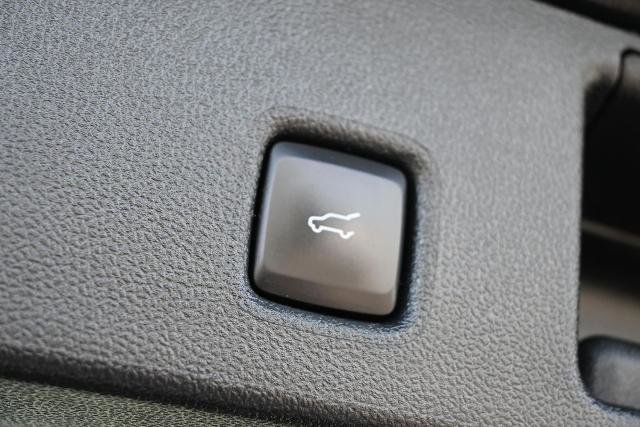 Certified 2024 Ford Escape Platinum AWD/4WD image 13