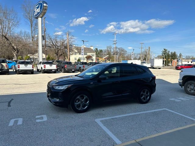 Certified 2023 Ford Escape ST-Line w/ Tech Pack #1 image 5