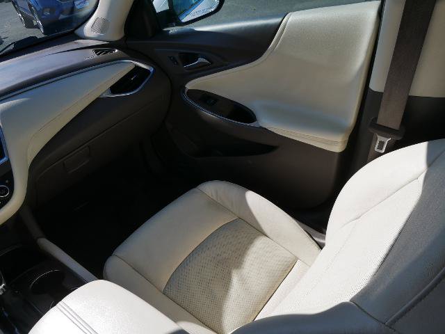 Used 2024 Chevrolet Malibu LT FWD image 17