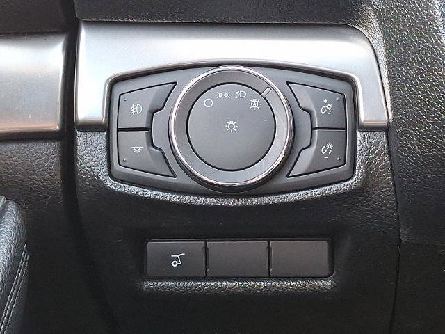 Certified 2018 Ford Explorer XLT w/ Equipment Group 202A image 23
