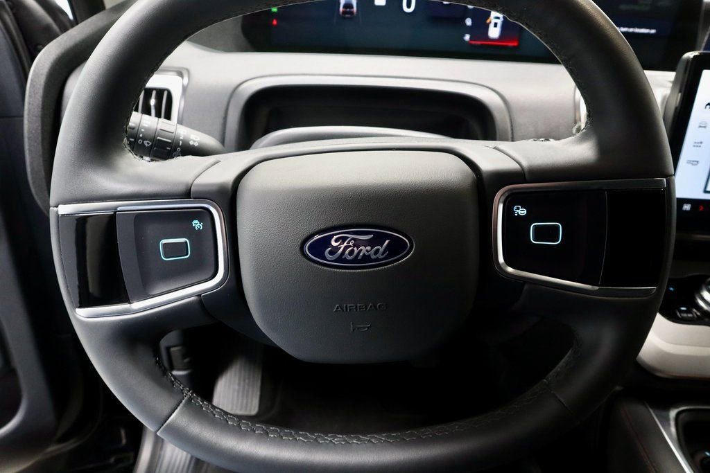 Certified 2025 Ford Expedition Max Active image 32