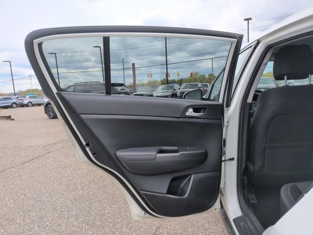 Used 2020 Kia Sportage LX w/ LX Popular Package AWD/4WD image 14