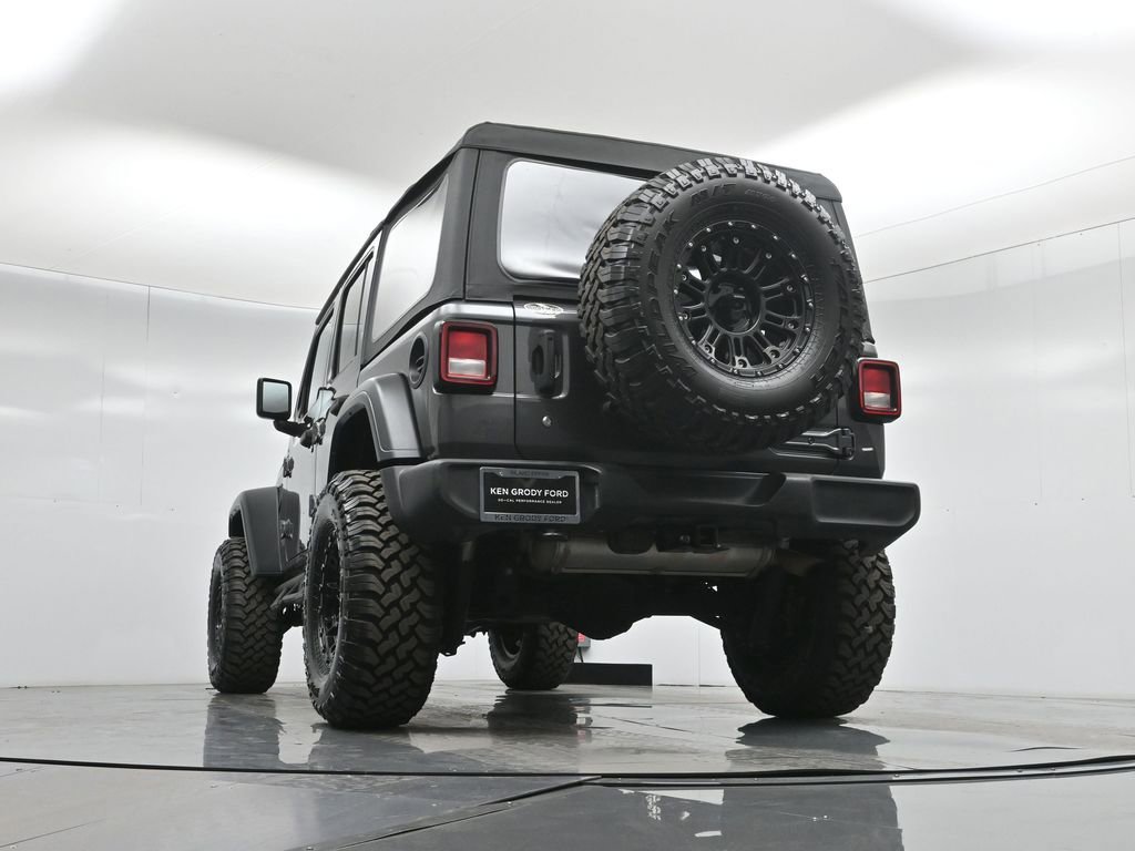 Used 2018 Jeep Wrangler Unlimited Sport image 45